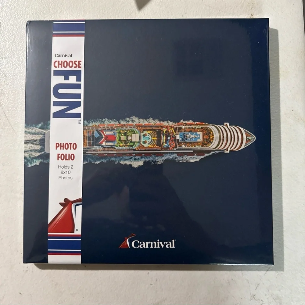 NEW, CARNIVAL CRUISE LINE PHOTO ALBUM FOLIO, HOLDS (2) 8